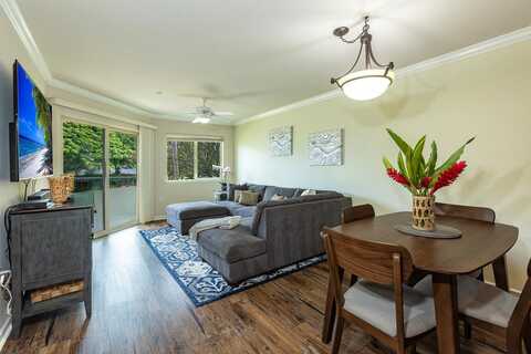 44 Kanani Rd, Kihei, HI 96753