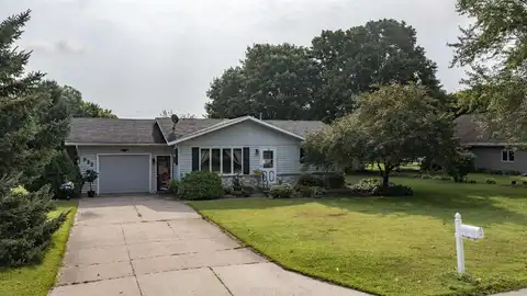 322 ALICE Lane, MANAWA, WI 54949