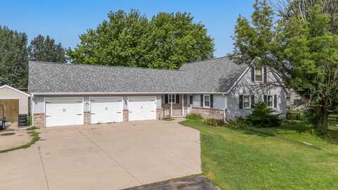 5125 N MCCARTHY Road, APPLETON, WI 54913