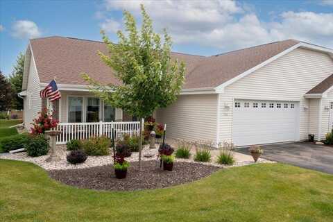 352 WYLDEWOOD Drive, OSHKOSH, WI 54904