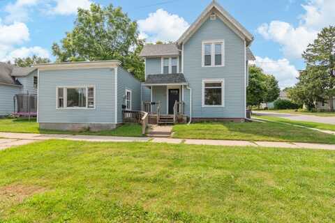 203 WHITNEY Street, KAUKAUNA, WI 54130