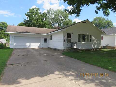 1124 S SMALLEY Street, SHAWANO, WI 54166