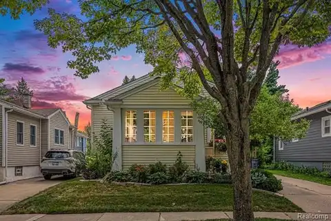 1552 Bennaville Avenue, Birmingham, MI 48009