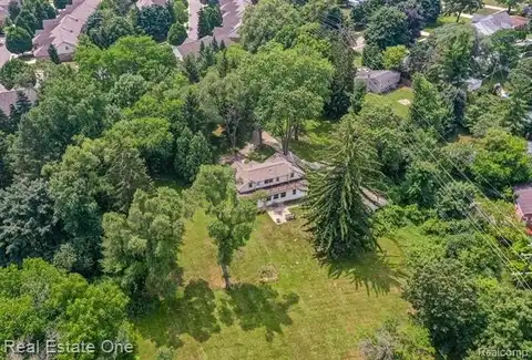 727 ROMEO Road, Rochester, MI 48307