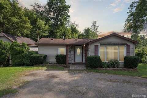 7801 E Michigan Avenue, Jackson, MI 49201