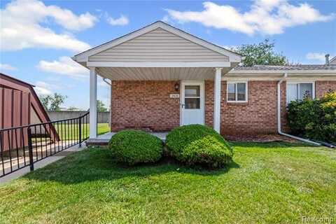 29130 E Brittany Court, Roseville, MI 48066