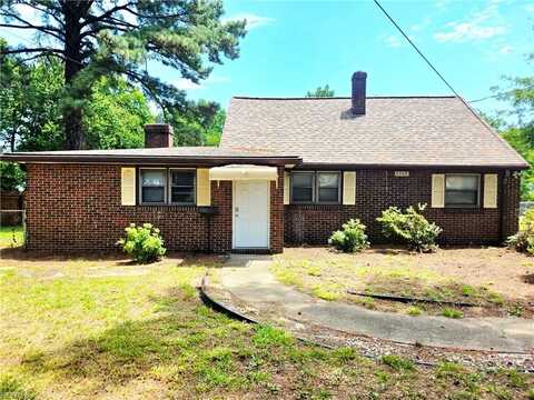 8068 Moose Avenue, Norfolk, VA 23518