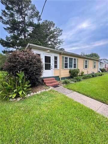 212 Jacquelyn Drive, Portsmouth, VA 23701