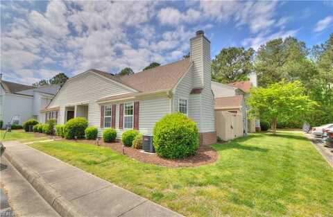 2910 Tracker Lane, Chesapeake, VA 23321