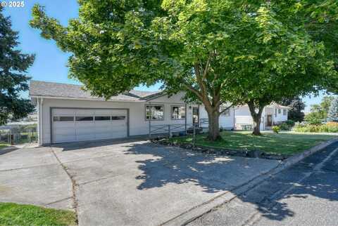 2120 NW DESPAIN AVE, Pendleton, OR 97801