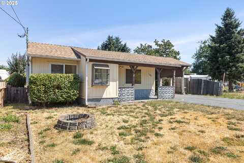 141 5TH ST, Dillard, OR 97432