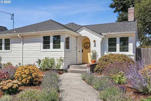 235 N HOLLAND ST, Portland, OR 97217