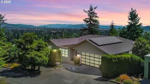 835 WILLACADE CT, Springfield, OR 97477