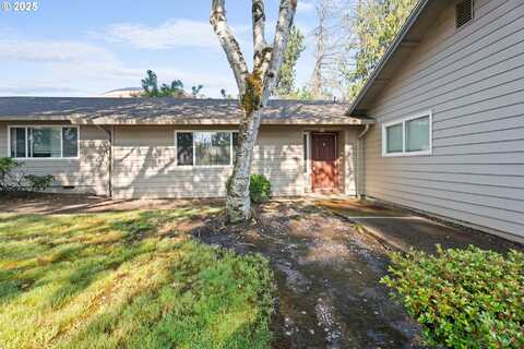 11255 SW SPRINGWOOD DR, Portland, OR 97223
