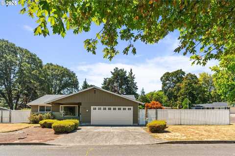 221 ALLENDALE DR, Saint Helens, OR 97051