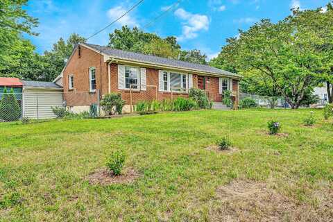 5001 Hildebrand RD NW, Roanoke, VA 24012