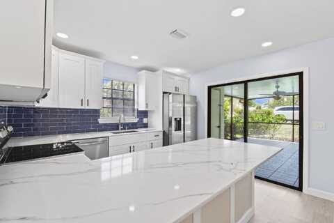 7471 SE Jamestown Terrace, Hobe Sound, FL 33455