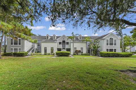 1205 Crystal Way, Delray Beach, FL 33444