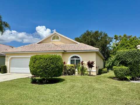 6008 SE Walkers Cay Court, Stuart, FL 34997