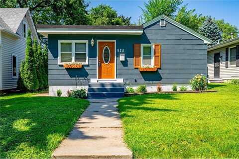928 8th Avenue S, South Saint Paul, MN 55075