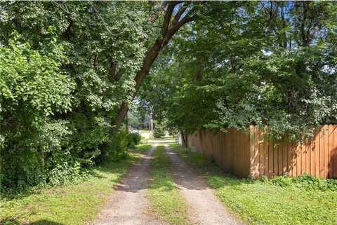 3214 Groveland School Road, Minnetonka, MN 55391