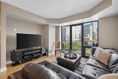 500 E Grant Street, Minneapolis, MN 55404