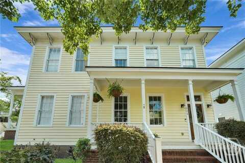 221 E 32nd Street, Savannah, GA 31401