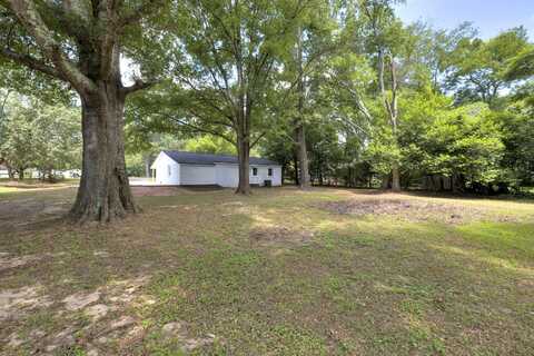 15 Coulter Drive, Wedgefield, SC 29168