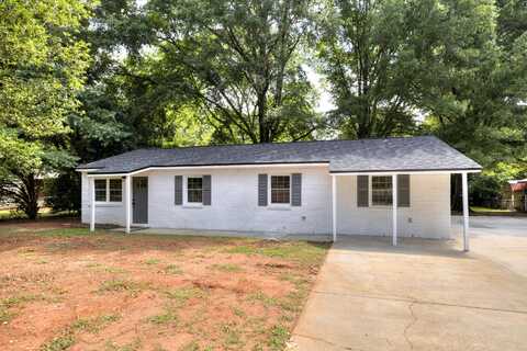 15 Coulter Drive, Wedgefield, SC 29168