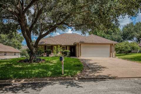 303 Hickory Hollow Lane, Brenham, TX 77833
