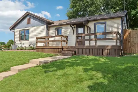 1202 9th Street, Monroe, WI 53566