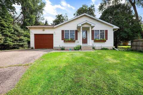 216 Washington Avenue, Baraboo, WI 53913