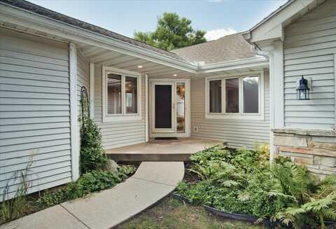 117 N Oak Grove Drive, Madison, WI 53717