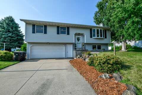 720 W Mohawk Trail, DeForest, WI 53532