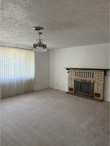 749 S Mccurdy Road, Espanola, NM 87532
