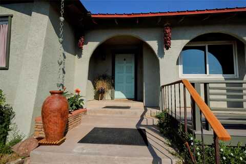 208 Sunrise Road, Santa Fe, NM 87507