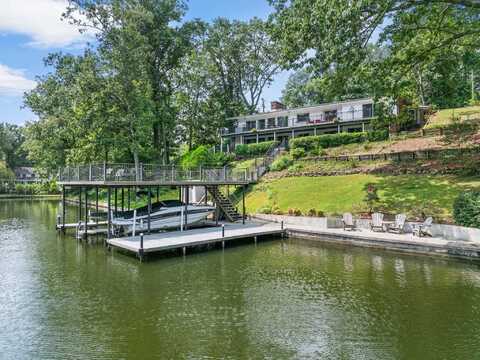 260 Lime Dr, Muscle Shoals, AL 35661