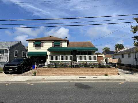 1121 N Michigan Ave, Atlantic City, NJ 08401