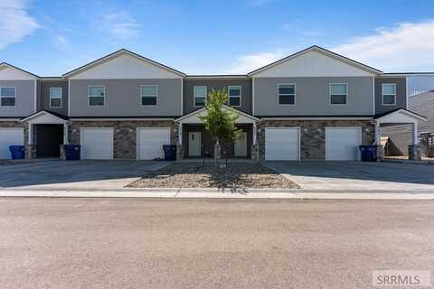 663 Harvester Ave, Sugar City, ID 83448