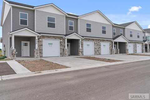 657 Harvester Ave, Sugar City, ID 83448