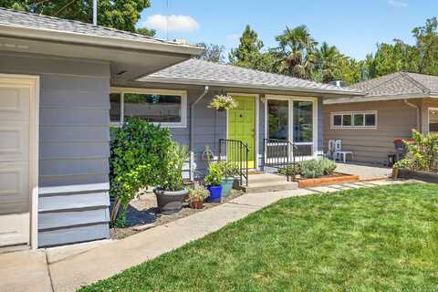 1225 Fortune Drive, Medford, OR 97504