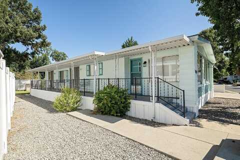 4425 W Main Street, Medford, OR 97501