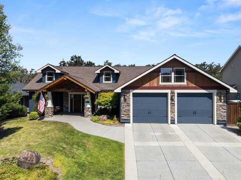 2185 Rabun Way, Central Point, OR 97502