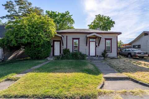 214 N Peach Street, Medford, OR 97501
