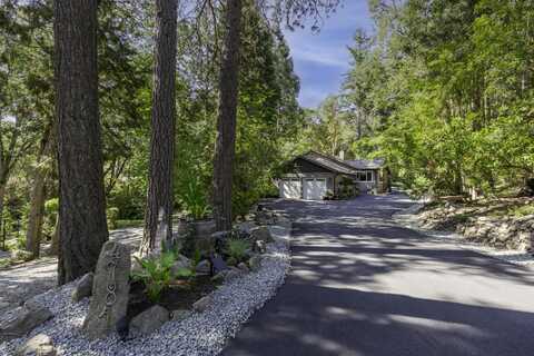 4781 Coleman Creek Road, Medford, OR 97501