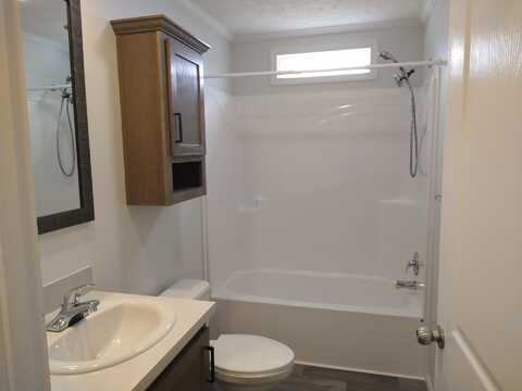 120 Taylor Ct, Davison, MI 48423