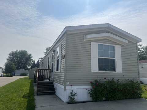 8530 Renee St, Newport, MI 48166