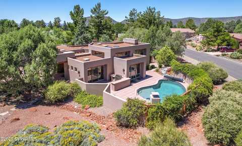 15 Broken Lance Way, Sedona, AZ 86351