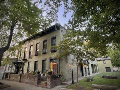 702-704 SE Second Street, Evansville, IN 47713