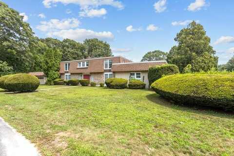 46 Fairway Drive, Tiverton, RI 02878